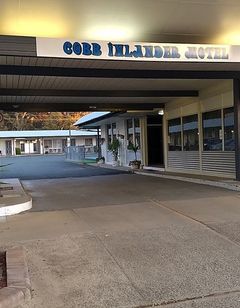 Cobb  Inlander Motel