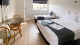 <b>Cobb  Inlander Motel Room</b>. Images powered by <a href="https://www.leonardoworldwide.com/" title="Leonardo Worldwide" target="_blank">Leonardo</a>.