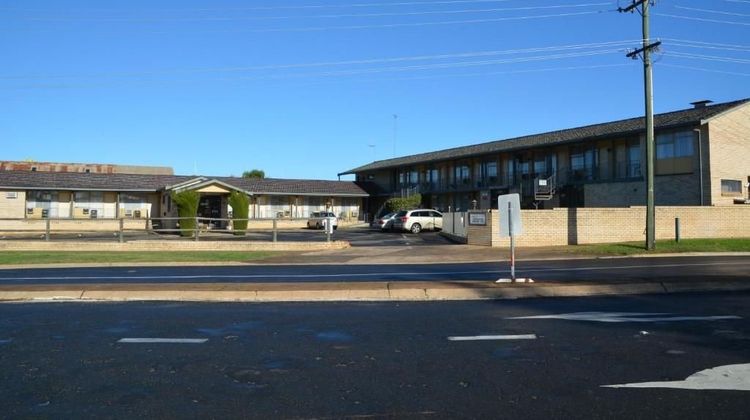 Adrian Motel Exterior