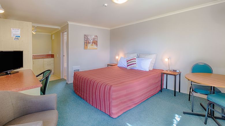 <b>Bella Vista Motel Hamilton Room</b>. Images powered by <a href="https://www.leonardoworldwide.com/" title="Leonardo Worldwide" target="_blank">Leonardo</a>.
