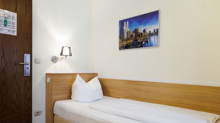 Hotel Bellevue Duesseldorf Room