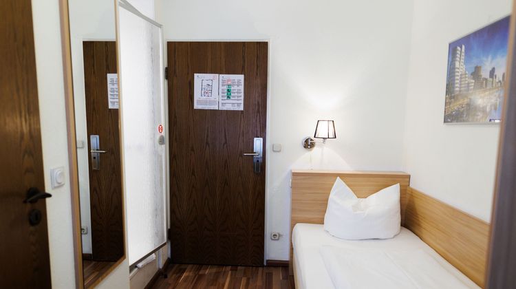 Hotel Bellevue Duesseldorf Room