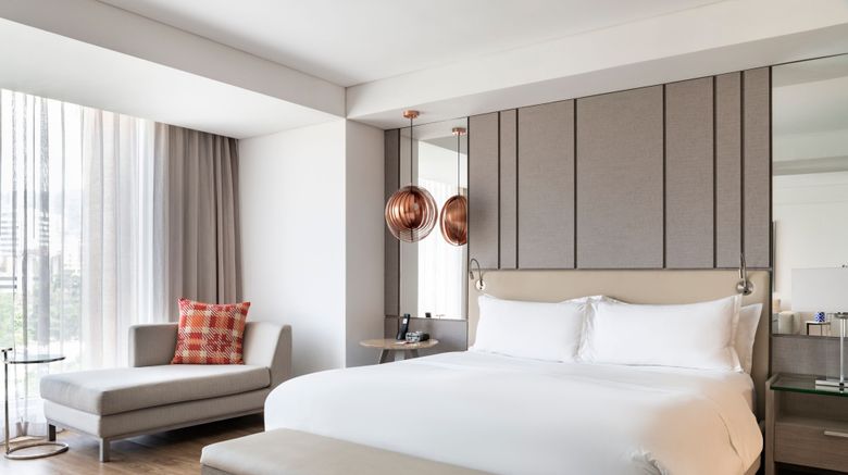 <b>Medellin Marriott Hotel Suite</b>. Images powered by <a href="https://www.leonardoworldwide.com/" title="Leonardo Worldwide" target="_blank">Leonardo</a>.