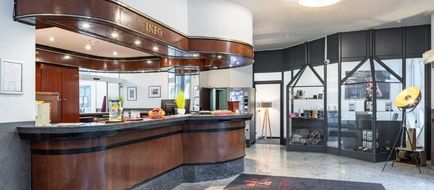 Astoria Hotel Lobby