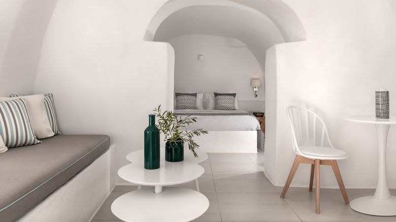 <b>Caldera Villas Room</b>. Images powered by <a href="https://www.leonardoworldwide.com/" title="Leonardo Worldwide" target="_blank">Leonardo</a>.