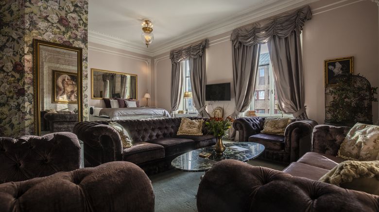 <b>Hotel Pigalle Room</b>. Images powered by <a href="https://www.leonardoworldwide.com/" title="Leonardo Worldwide" target="_blank">Leonardo</a>.
