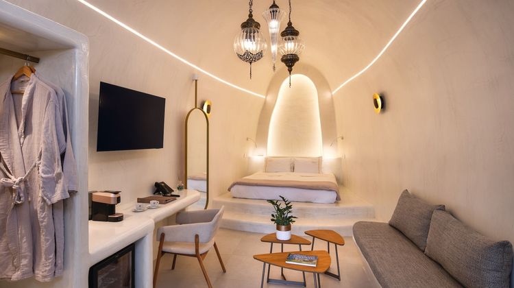Athina Luxury Suites Room