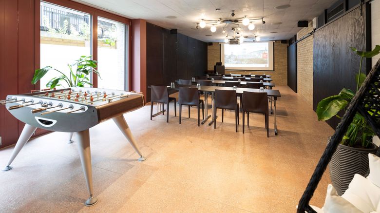 <b>Tailormade Hotel LEO St Gallen Meeting</b>. Images powered by <a href="https://www.leonardoworldwide.com/" title="Leonardo Worldwide" target="_blank">Leonardo</a>.
