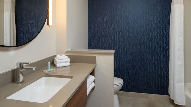 Fairfield Inn & Suites Southaven Room