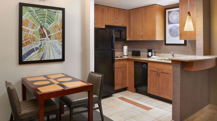 Residence Inn Kingston Water's Edge Room