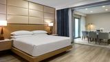 Delta Hotels Ontario Airport Room