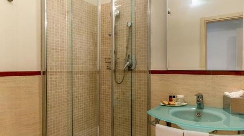 <b>Hotel Globo Room</b>. Images powered by <a href="https://www.leonardoworldwide.com/" title="Leonardo Worldwide" target="_blank">Leonardo</a>.