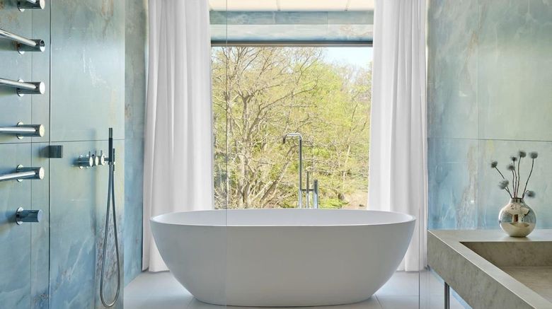 <b>Eriksberg Hotel & Nature Reserve Room</b>. Images powered by <a href="https://www.leonardoworldwide.com/" title="Leonardo Worldwide" target="_blank">Leonardo</a>.
