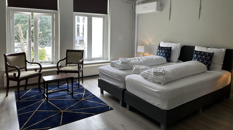 <b>Hotel De Gulden Waagen Room</b>. Images powered by <a href="https://www.leonardoworldwide.com/" title="Leonardo Worldwide" target="_blank">Leonardo</a>.