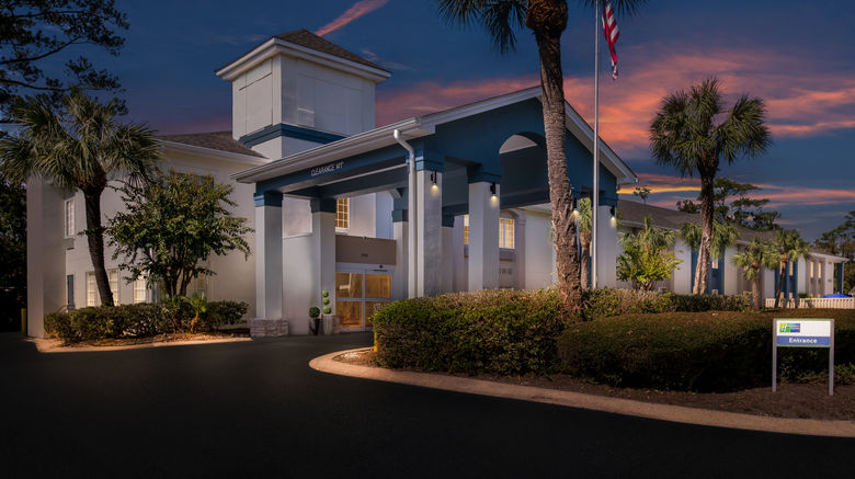 <b>Holiday Inn Express Exterior</b>. Images powered by <a href="https://www.leonardoworldwide.com/" title="Leonardo Worldwide" target="_blank">Leonardo</a>.