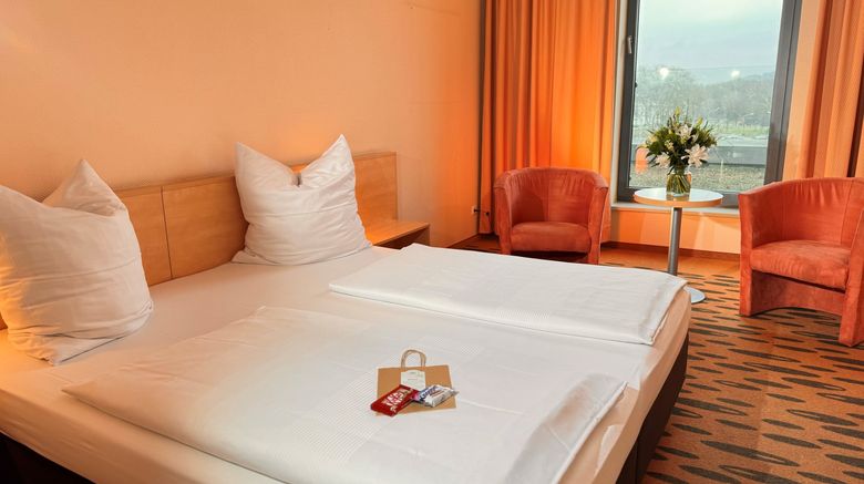 <b>Ringhotel Rhein-Ruhr Room</b>. Images powered by <a href="https://www.leonardoworldwide.com/" title="Leonardo Worldwide" target="_blank">Leonardo</a>.