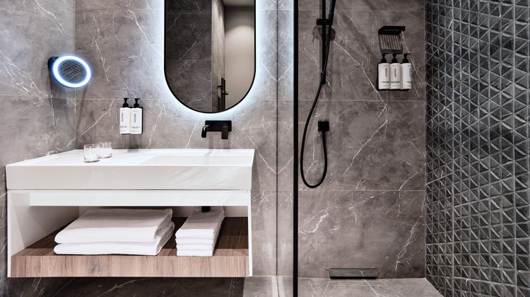 Crowne Plaza Sofia Room
