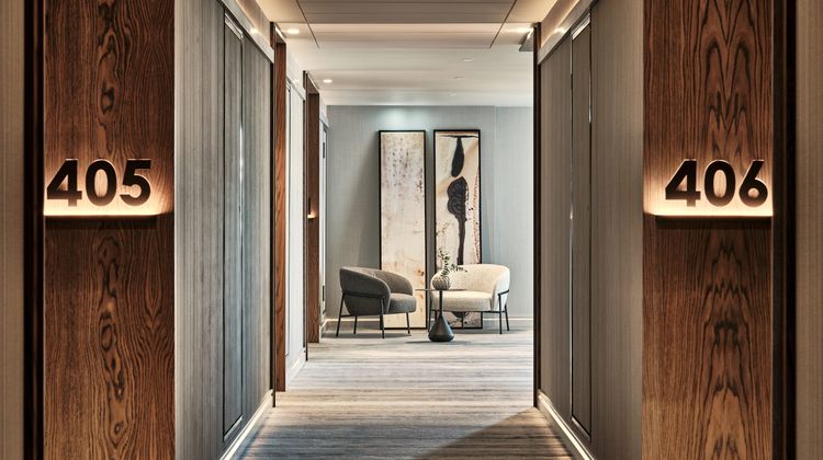 Crowne Plaza Sofia Lobby