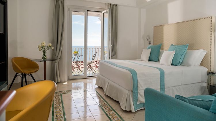 Eden Roc Suites Hotel Suite
