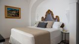 <b>Eden Roc Suites Hotel Suite</b>. Images powered by <a href="https://www.leonardoworldwide.com/" title="Leonardo Worldwide" target="_blank">Leonardo</a>.