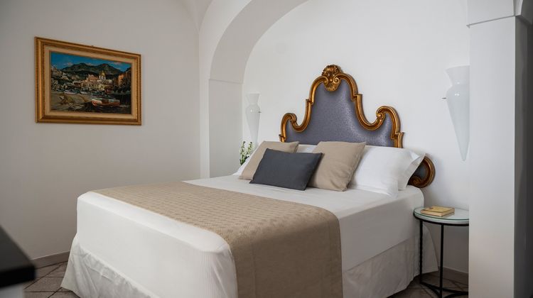 Eden Roc Suites Hotel Suite