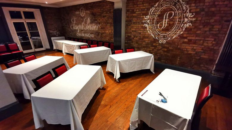 <b>Corner House Restaurant</b>. Images powered by <a href="https://www.leonardoworldwide.com/" title="Leonardo Worldwide" target="_blank">Leonardo</a>.