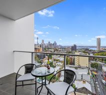 Astra Apartments Surry Hills Exterior