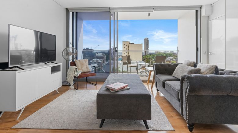 <b>Astra Apartments Surry Hills Room</b>. Images powered by <a href="https://www.leonardoworldwide.com/" title="Leonardo Worldwide" target="_blank">Leonardo</a>.