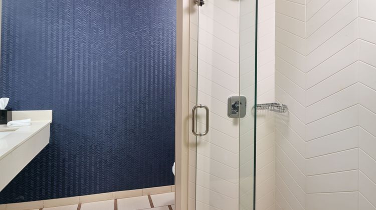Fairfield Inn & Suites Anderson Clemson Room