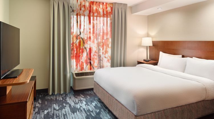 Fairfield Inn & Suites Anderson Clemson Suite