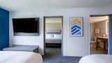 Holiday Inn Express & Stes Bradenton E. Suite
