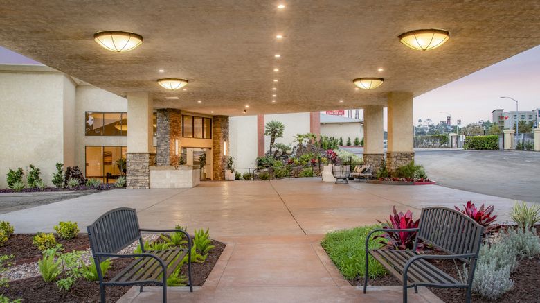 <b>Crowne Plaza Mission Valley Exterior</b>. Images powered by <a href="https://www.leonardoworldwide.com/" title="Leonardo Worldwide" target="_blank">Leonardo</a>.
