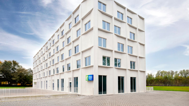 <b>Holiday Inn Express Gent Exterior</b>. Images powered by <a href="https://www.leonardoworldwide.com/" title="Leonardo Worldwide" target="_blank">Leonardo</a>.