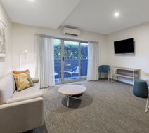 Quest Bundoora Exterior