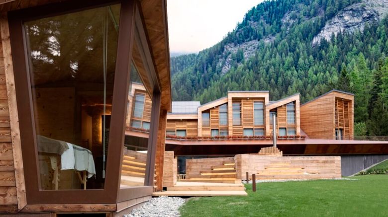 <b>Aethos Monterosa Spa</b>. Images powered by <a href="https://www.leonardoworldwide.com/" title="Leonardo Worldwide" target="_blank">Leonardo</a>.