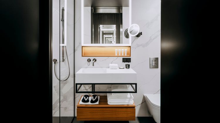 Nobu Hotel Warsaw Room