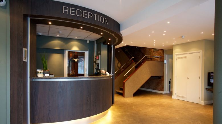<b>Arrows Hotel Lobby</b>. Images powered by <a href="https://www.leonardoworldwide.com/" title="Leonardo Worldwide" target="_blank">Leonardo</a>.