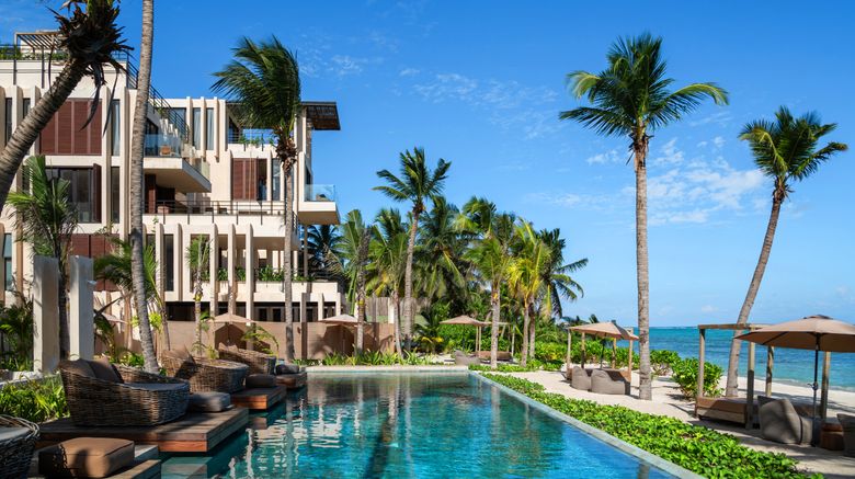 <b>Bespoke Tulum Pool</b>. Images powered by <a href="https://www.leonardoworldwide.com/" title="Leonardo Worldwide" target="_blank">Leonardo</a>.