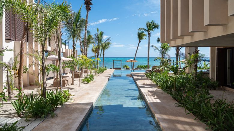 <b>Bespoke Tulum Pool</b>. Images powered by <a href="https://www.leonardoworldwide.com/" title="Leonardo Worldwide" target="_blank">Leonardo</a>.