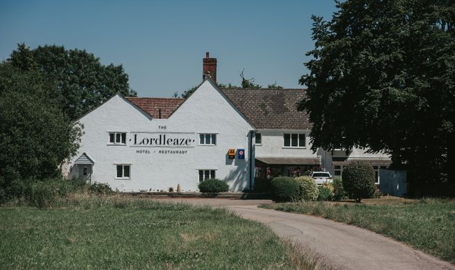 The Lordleaze Hotel Exterior