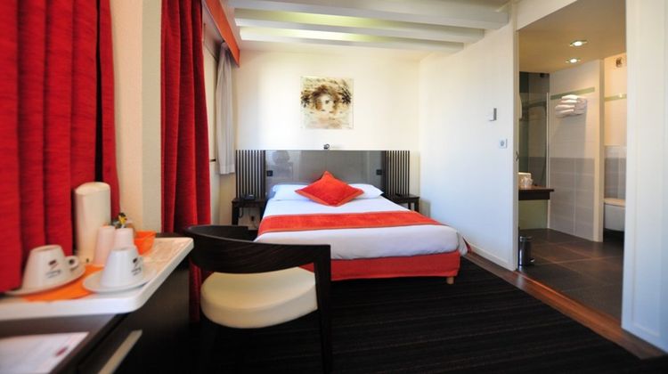 Europole Hotel Room