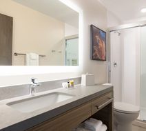 Candlewood Suites Pecos Room