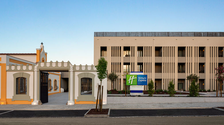 <b>Holiday Inn Express Evora Exterior</b>. Images powered by <a href="https://www.leonardoworldwide.com/" title="Leonardo Worldwide" target="_blank">Leonardo</a>.