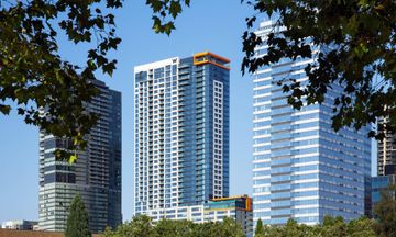 W Bellevue