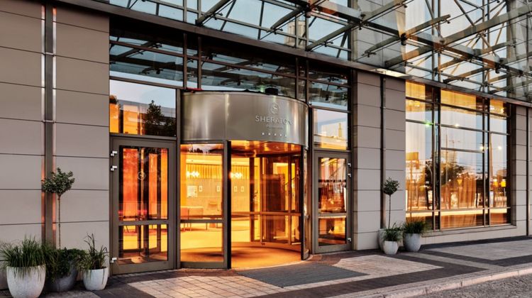 Sheraton Poznan Hotel Exterior
