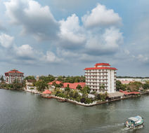 Taj Malabar Resort and Spa Cochin Exterior