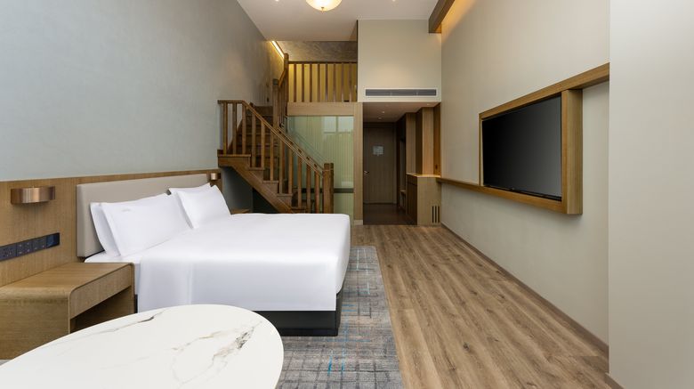 <b>Holiday Inn Jiuhua Mountain Hot Spring Room</b>. Images powered by <a href="https://www.leonardoworldwide.com/" title="Leonardo Worldwide" target="_blank">Leonardo</a>.