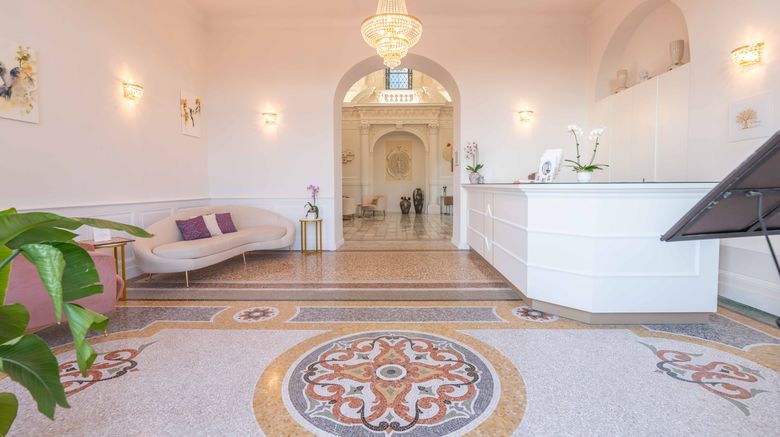 <b>L'Oraye Hotel Ballroom</b>. Images powered by <a href="https://www.leonardoworldwide.com/" title="Leonardo Worldwide" target="_blank">Leonardo</a>.