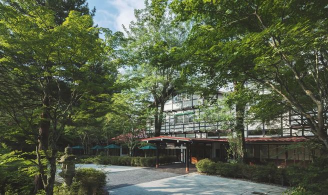 Mampei Hotel, Karuizawa Exterior