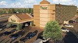 MCM Elegante Hotel & Suites Exterior